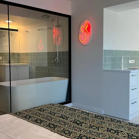 באטומי The Spot Apartments - Orbi Beach Tower מראה חיצוני תמונה